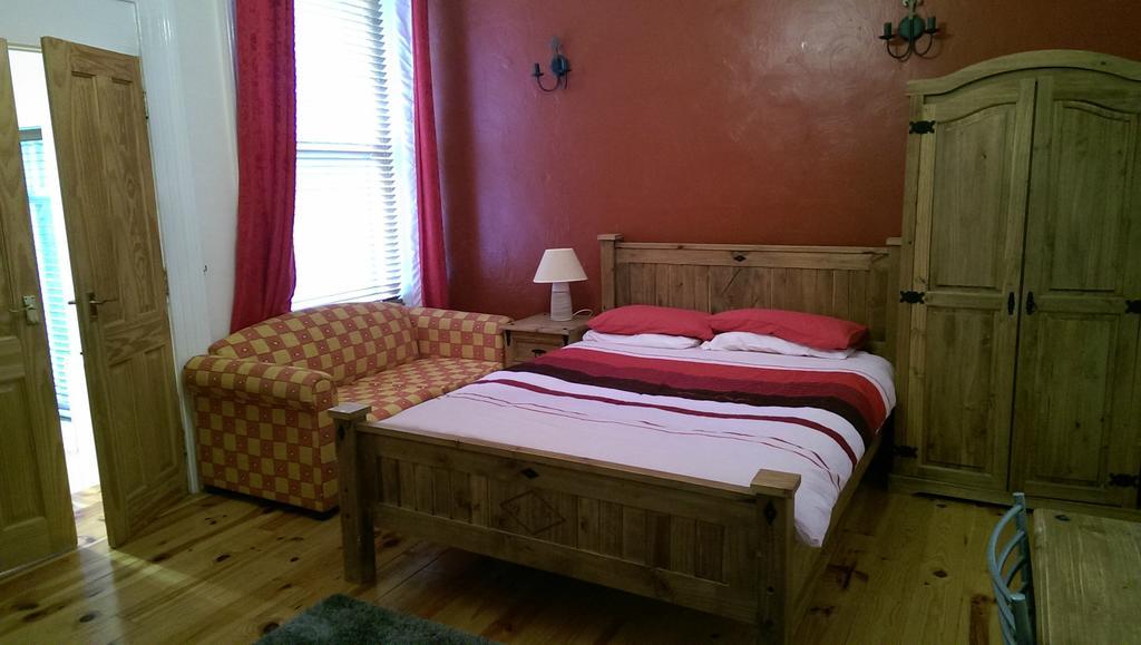 Clarmont Guest House Portrush Εξωτερικό φωτογραφία