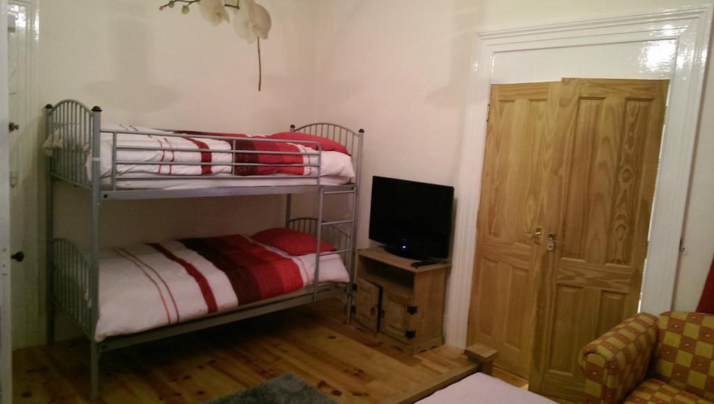 Clarmont Guest House Portrush Εξωτερικό φωτογραφία